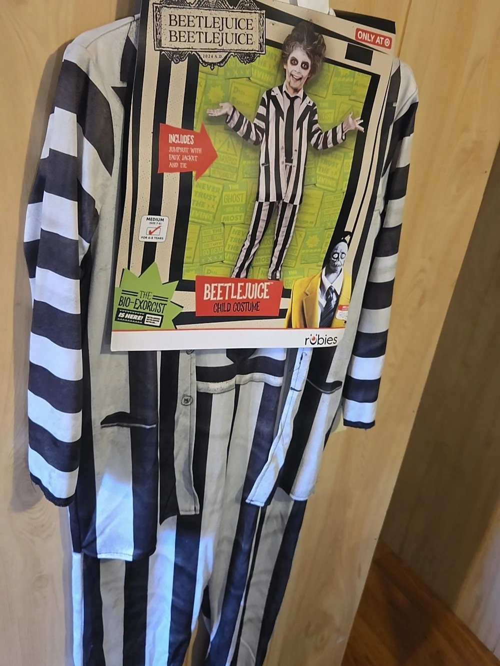 Beetlejuice Kids Halloween Costume Small (6) & Medium (7-8)